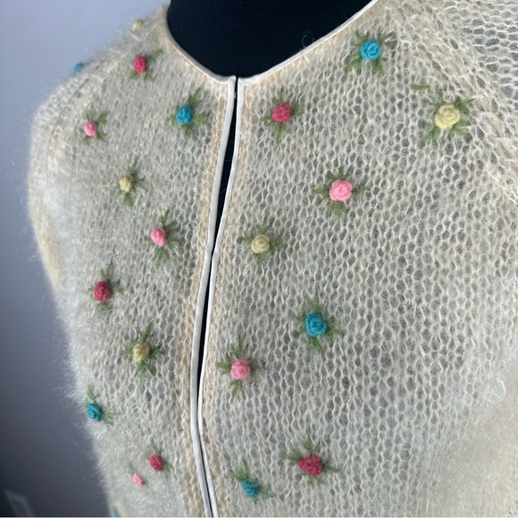 Vintage Cyn Les Cardigan Mohair Wool Blend Cream Rose Knit Womens Medium Retro - Picture 4 of 16